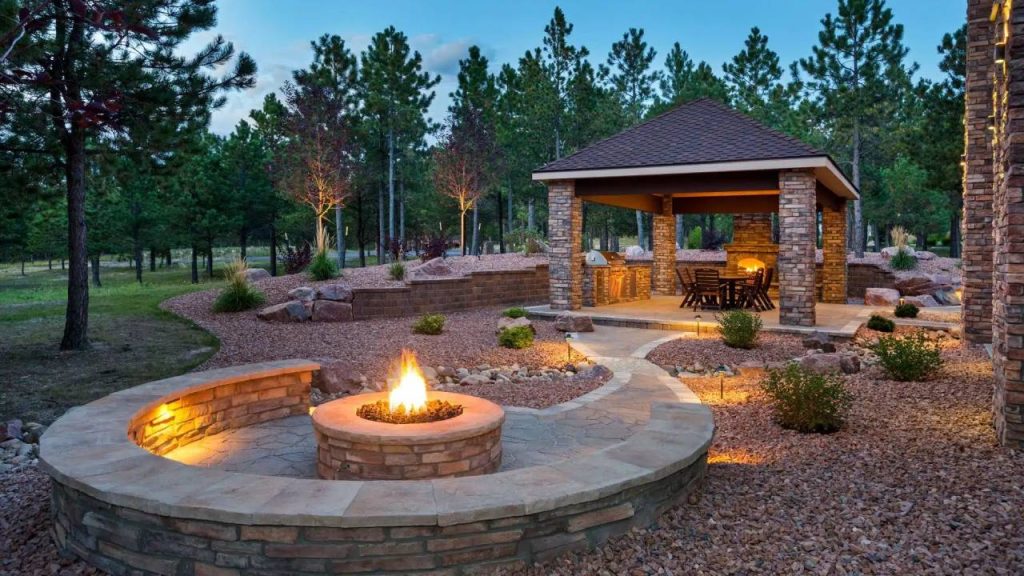 Outdoor Living Spaces & Coverings​