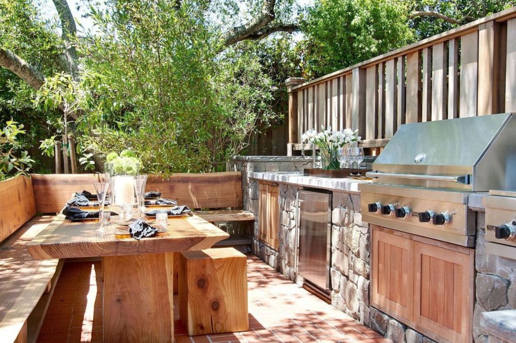 Outdoor Kitchens